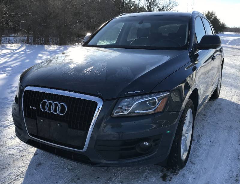 lot 3 image: 2010 Audi Q5 3.2 Quattro AWD