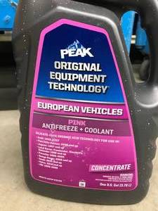 lot 33 image: PEAK EUROPEAN VEHICLES ANTIFREEZE AND COOLANT