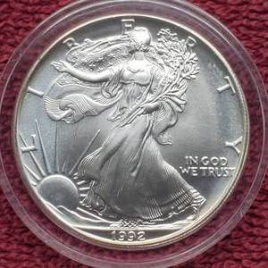 lot 13 image: 1992 American Silver Eagle in Airtite