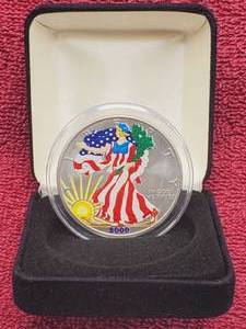 lot 29 image: Colorized 2000 American Silver Eagle in Display Box
