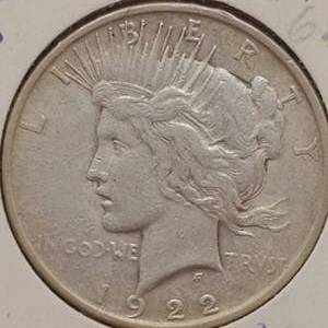 lot 39 image: 1922 Silver Peace Dollar