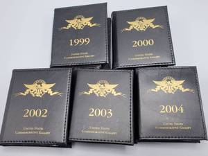 lot 101 image: 5 Booklets of Washington State Quarters Year Sets--5 Coins in Each--25 Coins Total