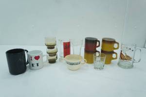lot 4 image: Schmidt Beer Mug, Fire King cups, and others