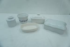 lot 6 image: Butter Dish, Butter bell , Popcorn bowl
