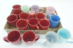 lot 18 image: Corelle coffee mugs , set of 6 pastel colored cups