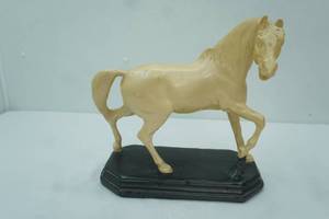 lot 51 image: Vintage Ceramic Horse Statue 13 long by 12 tall