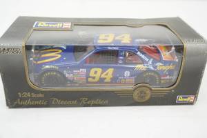 lot 82 image: 124 scale Revell Authentic Diecast Replica #94 NASCAR Bill Elliott Mac Tonight