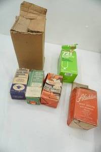 lot 136 image: Vintage Thermos & Alladin Replacement Fillers