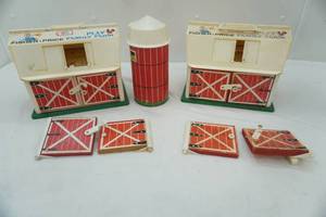 lot 254 image: Vintage Fisher-Price Barns and 1 Silo