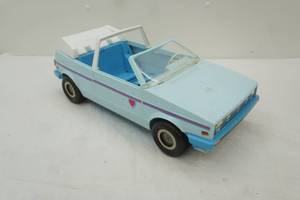 lot 259 image: Vintage 1981 Mattel Barbie Volkswagen Rabbit Convertible