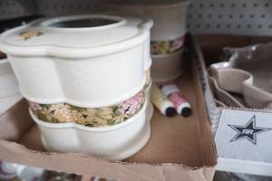 lot 314 image: Collectible Vintage Ceramics, Stoneware, Crystal