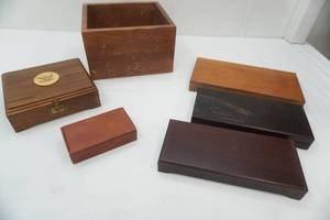 lot 330 image: Vintage Wooden Boxes