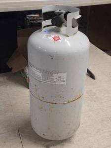 40-lb Propane Tank (Full )