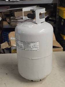 30-lb Propane Tank (Full )