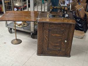 Mendota Model C Sewing Machine with Wood Flip-Top Cabinet 51 x 20 x 37