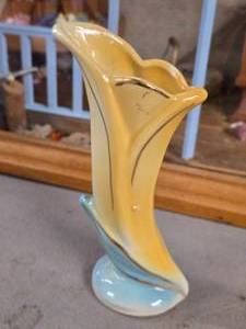 Bud Vase by Shawnee (USA)