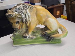 Vintage Lion theme Carnival Chalkware Figurine