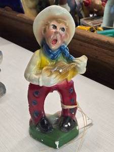 Vintage 1940s-1950s Singing Campfire Cowboy theme Carnival Chalkware Figurine