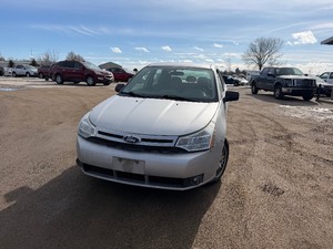 lot 15 image: 2010 Ford Focus