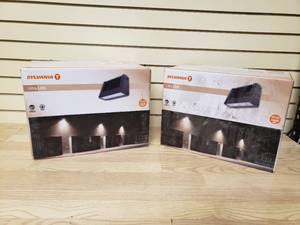 lot 13 image: Exterior Lights