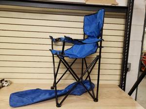 lot 15 image: Camp Chair