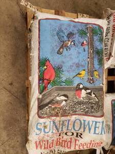 lot 35 image: 2 bags of bird seed