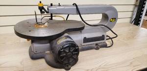 lot 40 image: McCulloch Scroll saw