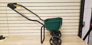 lot 47 image: Fertilizer spreader