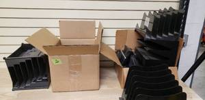 lot 55 image: Phones and office dividers