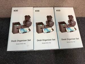 lot 9 image: 3 Desk Organizing Sets