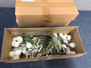 lot 52 image: 3 Packs Of Artificial Flowers