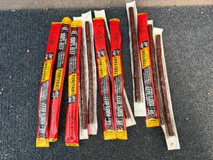 lot 224 image: 12 Jack Links Beef Sticks