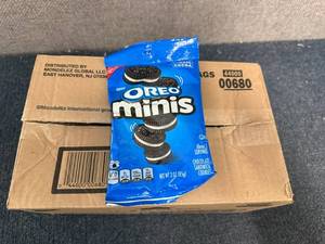 lot 189 image: Box Of Oreo Minis