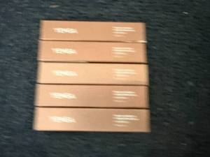 lot 12 image: 5 Tubes Of Yensa Brow Defining Gel