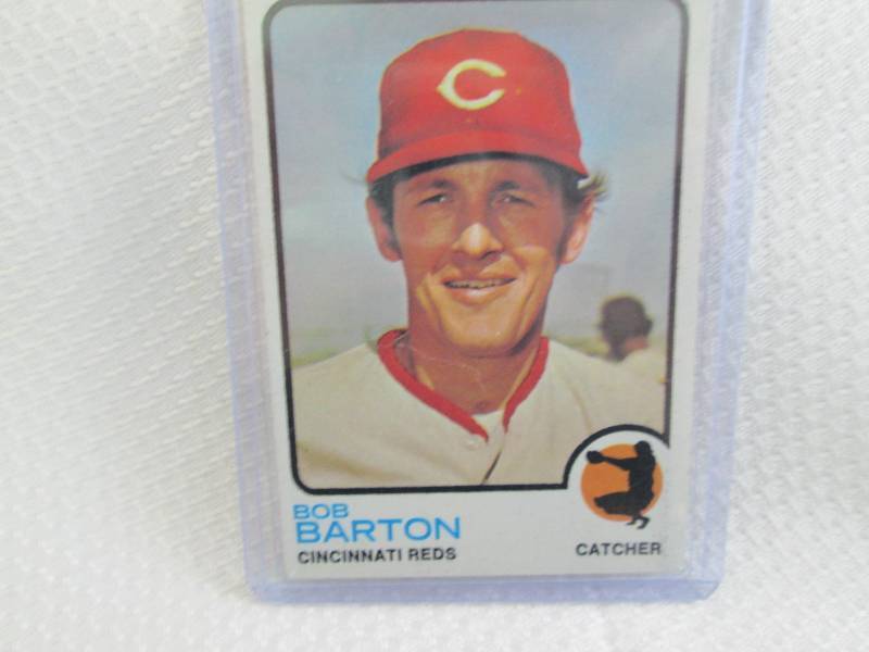 lot 91 image: 1973 Topps #626 Bob Barton #626 Car...
