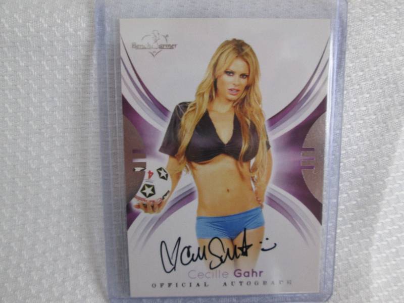 lot 278 image: 2015 Bench Warmer Cecille Gahr...