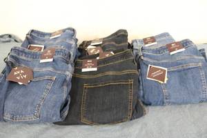 lot 606 image: 6 Pairs of womens size 22 and 24 A...