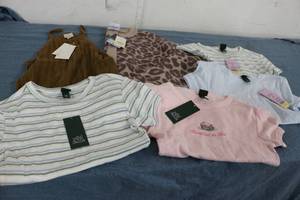 lot 613 image: 6 Size XS womens tops new with tag...