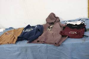 lot 614 image: 6 Size XS womens tops new with tag...