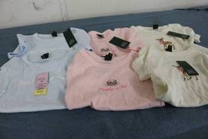 lot 647 image: 6 Size XXS and XS womens tops new ...