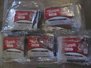 lot 527 image: 50 Sample packs of Sharpie S Gel pe...