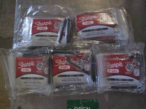 lot 529 image: 50 Sample packs of Sharpie S Gel pe...