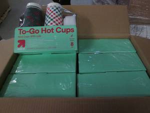 lot 559 image: 6 16oz hot and cold cups with lids...