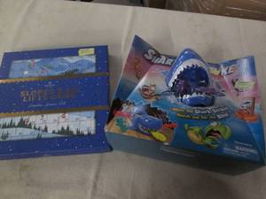 lot 710 image: Shark Bite and slopes and ski lift ...