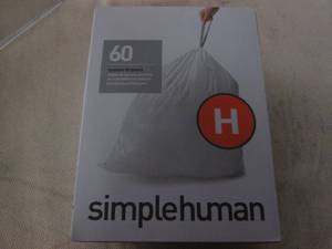 lot 720 image: 60 Simplehuman custom trash liners...