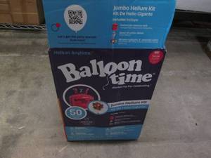 lot 721 image: Balloon time helium tank...