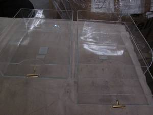 lot 723 image: 2 Acrylic organizers with top shelf...