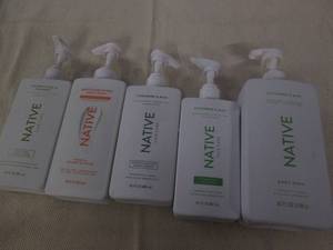 lot 747 image: Assorted Native bath products...