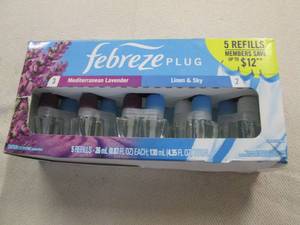 lot 791 image: 5 Febreze plug refills...