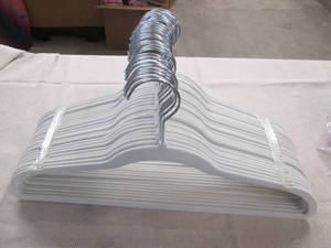 lot 797 image: 25 velvet adult hangers ivory...